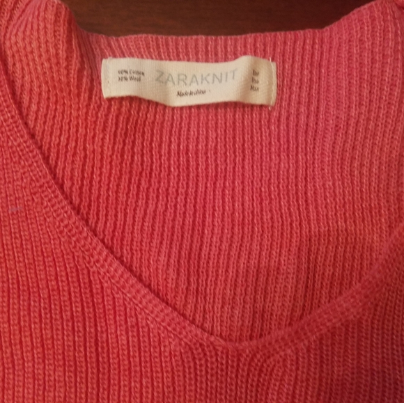 Pink sweater - Picture 2 of 3